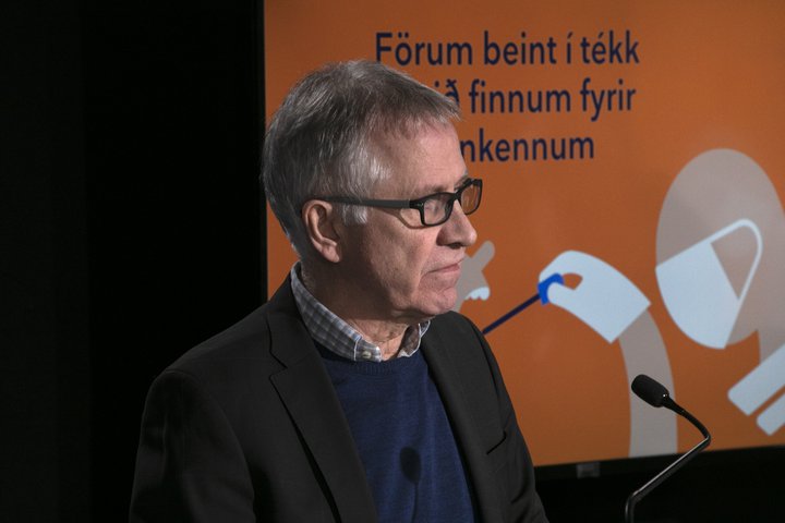 Þórólfur Guðnason sóttvarnalæknir lagði þessar breytingar til við heilbrigðisráðherra, samkvæmt því sem segir í minnisblaði hans.