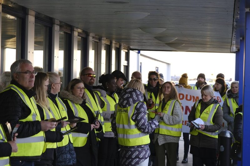 Frá samstöðufundi Eflingar við Reykjavíkurflugvöll í október 2021. Mynd: Efling stéttarfélag