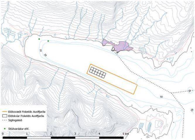 Fyrirhugað eldissvæði er beint á móti þorpinu og hafa íbúar haft áhyggjur af sjón- og ljósmengun.