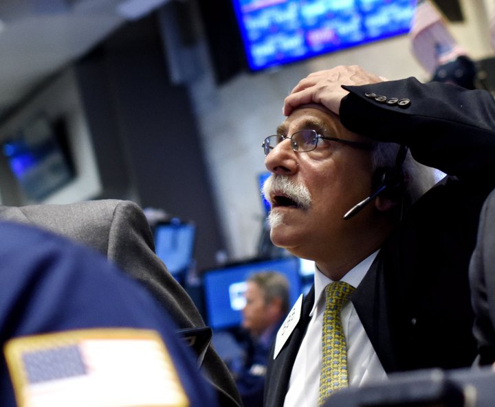 Verðfall á mörkuðum erlendis er lykilbreyta í þróun eignarsafns íslenskra lífeyrissjóða. Myndin tengist fréttinni ekki beint.