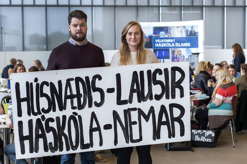 Það er ekki síst ungt fólk sem á í erfiðleikum með að komast inn á húsnæðismarkað, eins og mál standa nú. Mynd: Anton.