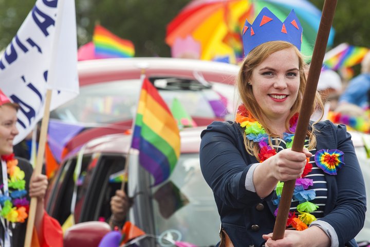 Vefsíðan Hinsegin fá A til Ö verður öllum til fróðleiks um hinsegin málefni. Myndin er frá Gleðigöngunni í Reykjavík þar sem mannréttindum er fagnað.