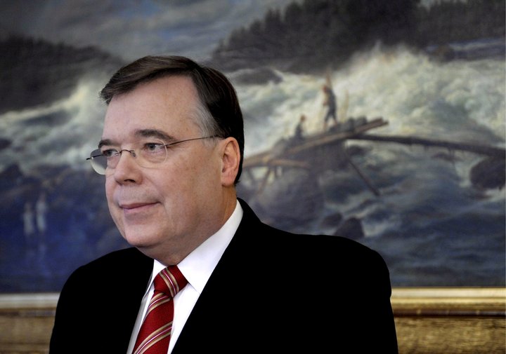 Geir H. Haarde er fyrrverandi forsætisráðherra Íslands. Hann er í dag sendiherra landsins í Bandaríkjunum.