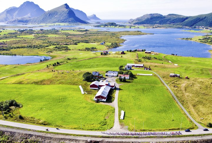 Lofoten-eyjarnar þykja fagrar og njóta sívaxandi vinsælda ferðamanna. 