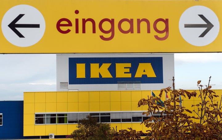 Verslun IKEA í Eching, nærri Munchen. Inngangur er báðu megin.