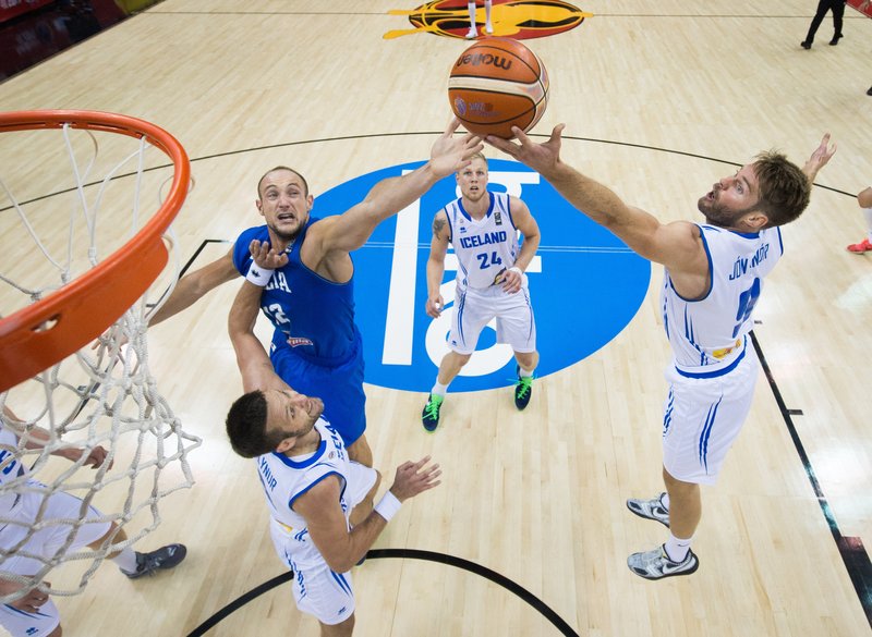 Ísland í EuroBasket (Mynd: EPA)