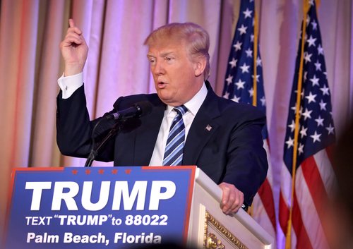 Donald Trump tekur sér oft skilgreiningarvald í ræðum sínum. MYND:EPA