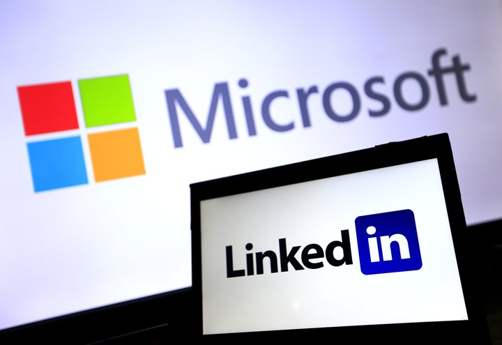Microsoft kaupir LinkedIn
