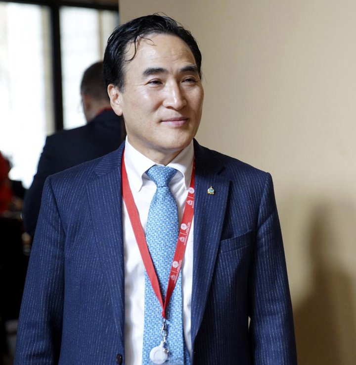 Kim Jong-yang nýkjörinn forseti Interpol.