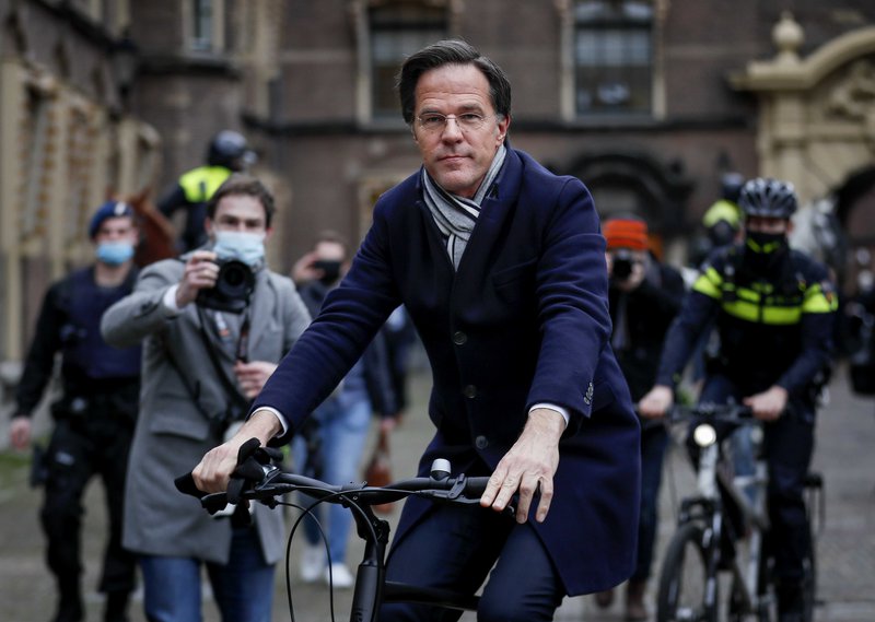 Mark Rutte er stundum kallaður „teflon Mark“ af hollenskum stjórnmálaskýrendum. Barnabótaskandallinn mun ólíklega bíta hann fast. Mynd: EPA