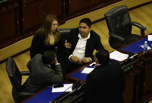 Frá umræðum í þinginu í El Salvador í gær. Mynd: EPA