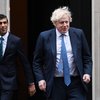 Rishi Sunak, fjármálaráðherra Bretlands, og Boris Johnson forsætisráðherra hafa greitt sektir vegna brota á ströngum sóttvarnarreglum á tímum heimsfaraldurs kórónuveirunnar en telja ekki ástæði til að segja af sér embætti.