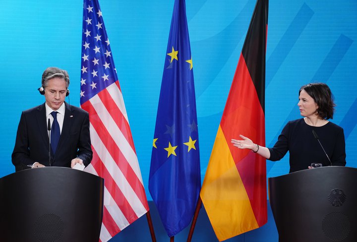 Utanríkisráðherra Bandaríkjanna, Antony Blinken, á blaðamannafundi með utanríkisráðherra Þýskalands, Annalena Baerbock, fyrr í dag.