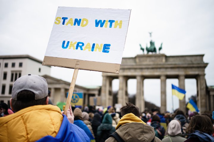 Frá mótmælum gagnvart aðgerðum Rússa í Berlín í dag.