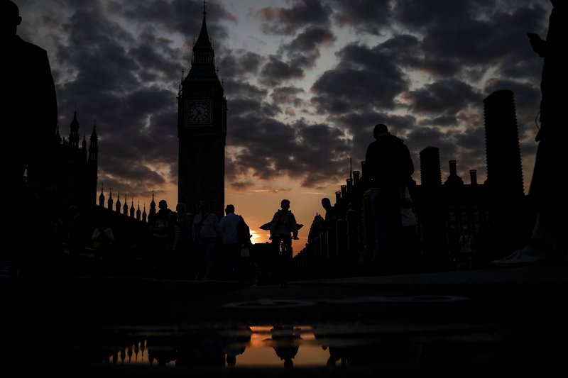 Útför Elísabetar drottningar er viðamesta lögreglu- og öryggisaðgerð í London hingað til. Mynd: EPA