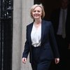 Liz Truss hefur sagt af sér sem forsætisráðherra Bretlands. Aðeins eru um sex vikur síðan hún tók við embætti.