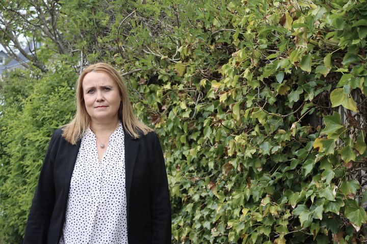 Helga Björg segist óska þess að það væri meiri skilningur hjá fjölmiðlum á valdatengslum og á stöðu fólks í umfjöllunum.