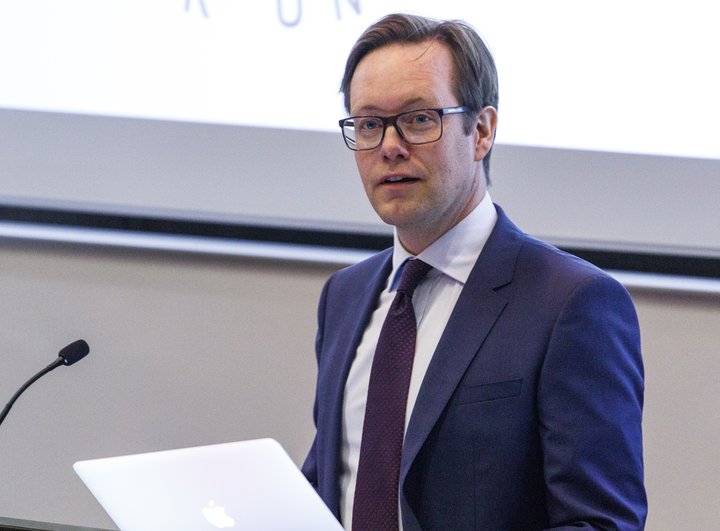 Hrannar Pétursson á fundinum í síðustu viku þar sem hann tilkynnti að hann væri hættur við framboð. 