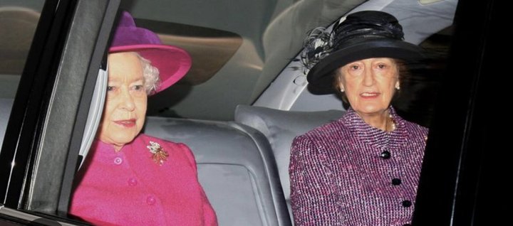 Elísabet Englandsdrottning og hirðdaman Susan Hussey voru nánar vinkonur og samstarfskonur.