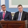 Gunnar Bragi Sveinsson er afar ósáttur með að forsætisráðherra hafi gefið út dagsetningu fyrir kjördag. Sigmundur Davíð Gunnlaugsson, formaður flokksins, hefur sagt að hann vilji ekki haustkosningar.