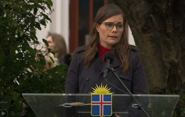 Katrín Jakobsdóttir forsætisráðherra ávarpaði þjóðina á Austurvelli í tilefni þjóðhátíðardagsins.
