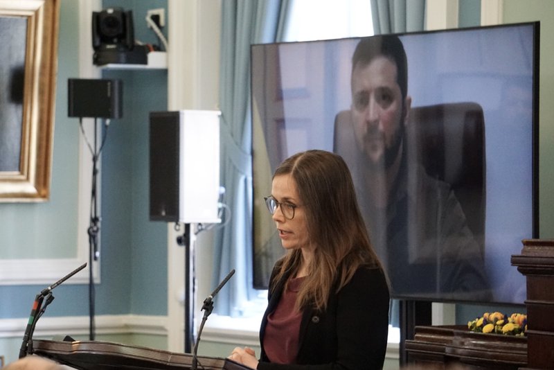 Katrín Jakobsdóttir forsætisráðherra þakkaði Zelenskí fyrir kraftmikla og hjartnæma ræðu. Mynd: Bára Huld Beck