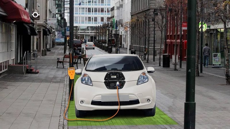 Rafbílahleðslustöð úr ljósastaur. Mynd: Orkuveita Reykjavíkur