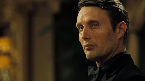 Mads Mikkelsen sem skúrkurinn í Casino Royale.