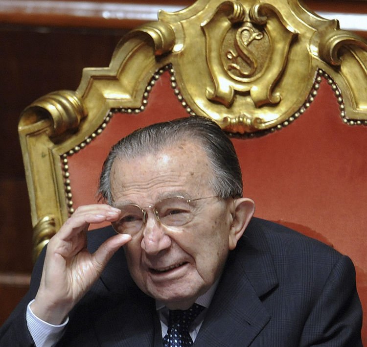 Mafían teygði anga sína víða.