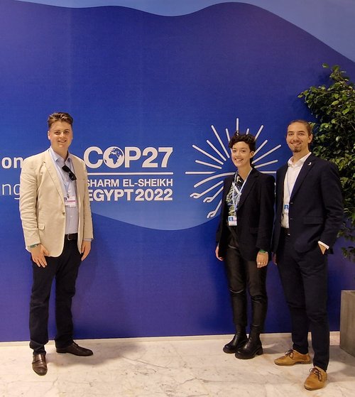 Egill Ö. Hermannsson, varaforseti Ungra umhverfissinna, Tinna Hallgrímsdóttir, forseti Ungra umhverfissinna og Finnur Ricart Andrason, ungmennafulltrúi SÞ á sviði loftslagsmála. Mynd: Aðsend-tinna-finnur