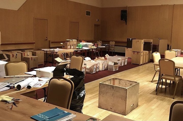 Myndir af kjörgögnum sem starfsmaður Hótels Borgarness birti á Instagram.