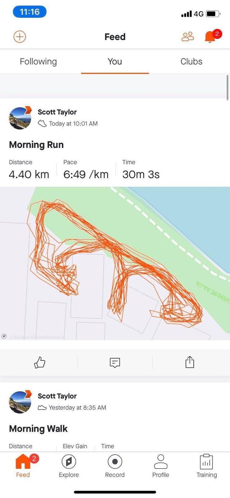 Hringurinn sem Scott Taylor skokkaði.