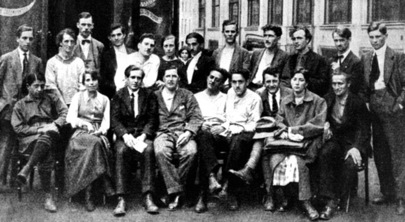 Ungir fulltrúar á öðru þingi Alþjóðasambands kommúnista, Moskvu 1920.