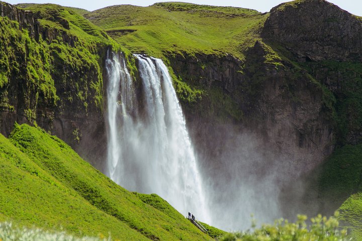 nattura_seljalandsfoss.jpg