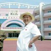 Kim Jong-un spókar sig í Pjongjang. Hann hefur haldið uppi sömu stefnu og faðir sinn síðan hann tók við sem leiðtogi árið 2011.