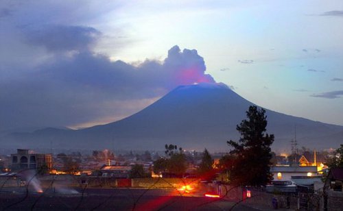 Nyiragongo-eldfjallið í Austur-Kongó gaus í fyrra.