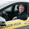 Ólafur Guðmundsson varaborgarfulltrúi mun víkja sem varamaður í þremur ráðum borgarinnar vegna ummæla sem hann lét falla um skotárás á bíl borgarstjóra.