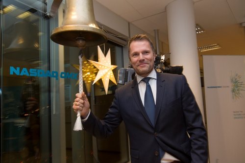 Ómar Svavarsson var forstjóri Vodafone þegar það félag var skráð í Kauphöll Íslands. Nú er hann hluthafi í Símanum.