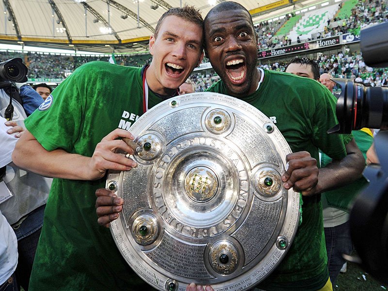 Wolfsburg fagnar. Dzeko, til vinstri, var frábær í framlínu liðsins.