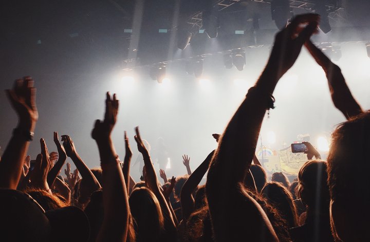 Loksins má halda aftur böll í framhaldsskólunum.