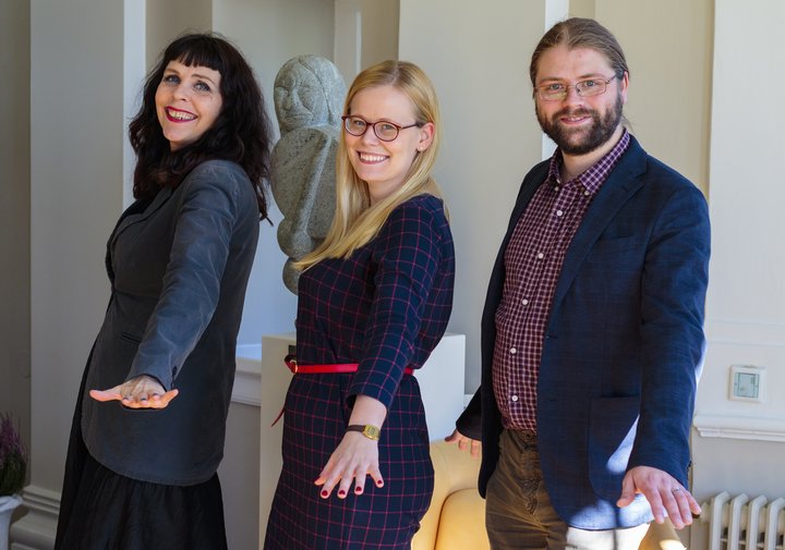 Þrír sitja á Alþingi fyrir Pírata, þau Birgitta Jónsdóttir, Ásta Guðrún Helgadóttir og Helgi Hrafn Gunnarsson.