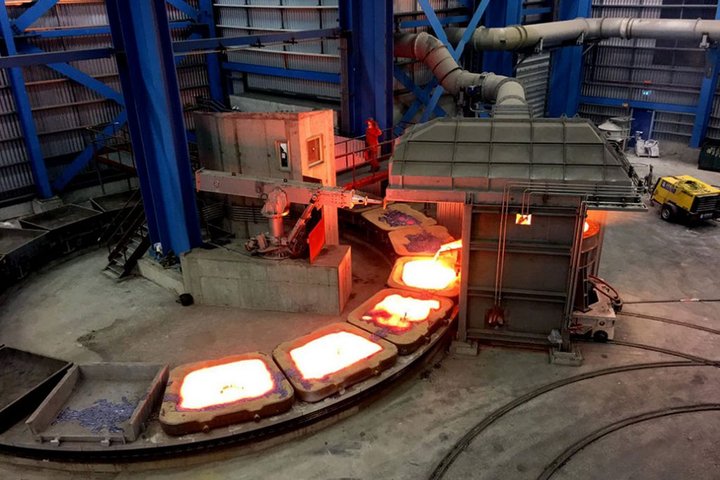 Úr kísilverinu. Mynd: United Silicon