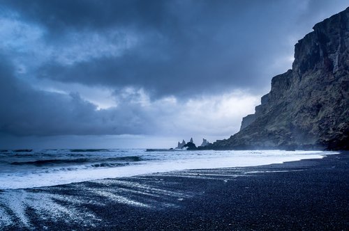 Reynsifjara er vinsæll viðkomustaður ferðamanna.
