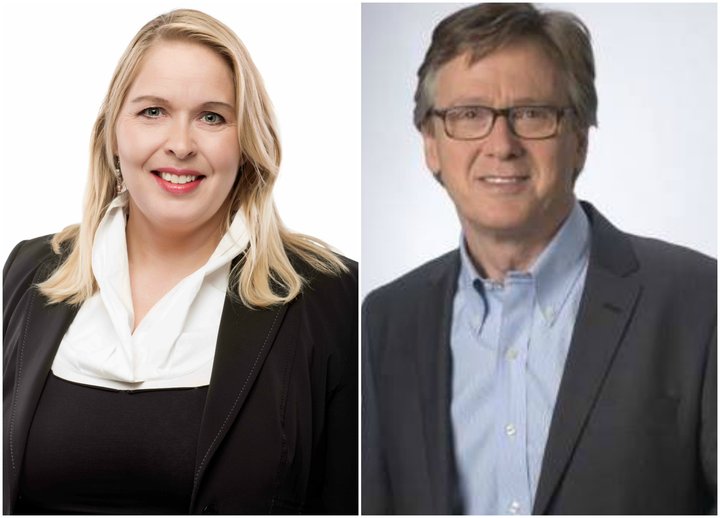 Sveinbjörg Birna ætlar ekki að snúa aftur úr leyfi fyrr en innri endurskoðun er lokið. Júlíus Vífill sagði af sér sem borgarfulltrúi í kjölfar Panamaskjalanna.