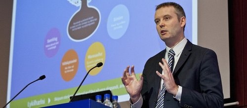 Sævar Freyr Þráinsson, forstjóri 365 miðla, ræddi við starfsmenn fyrirtækisins á fundi í morgun.