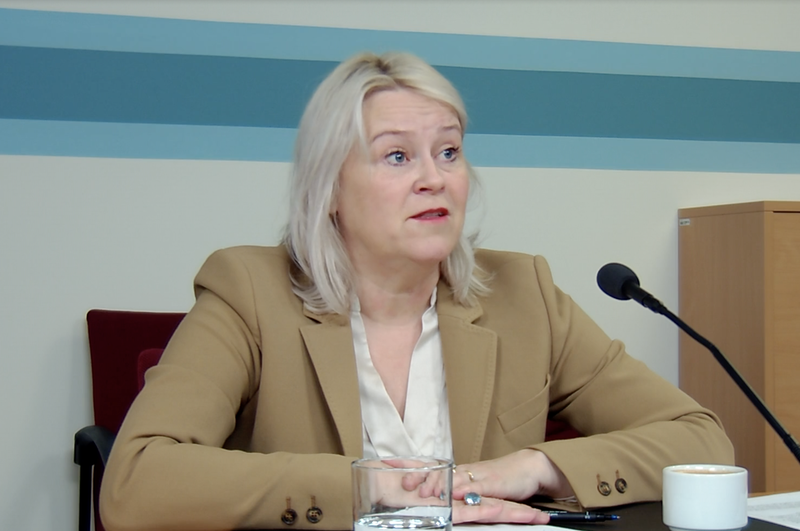 Sigríður Björk Guðjónsdóttir sat fyrir svörum á opnum fundi allsherjar- og menntamálanefndar í maí. Mynd: Skjáskot/Alþingi