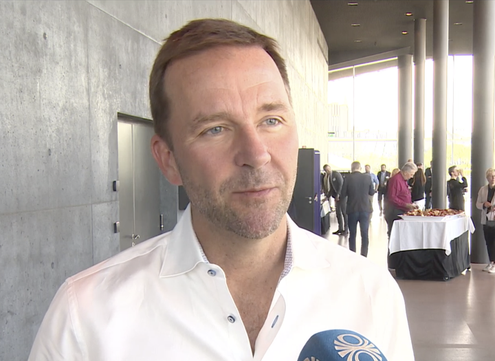 Skúli Mogensen Mynd: Skjáskot/RÚV