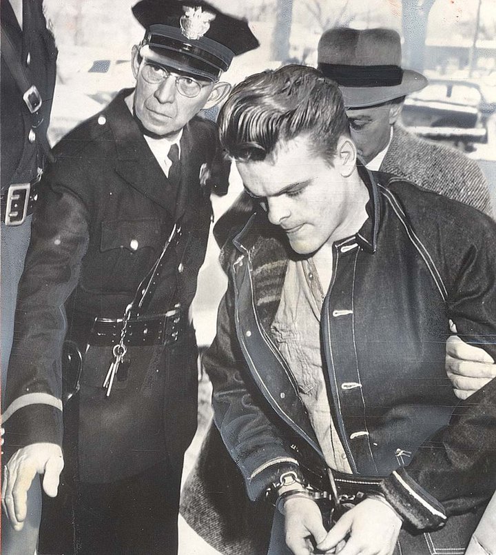 Charles Starkweather myrti ellefu manns, þar af tíu á þriggja daga yfirreið yfir Nebraska og Wyoming í ársbyrjun 1958.