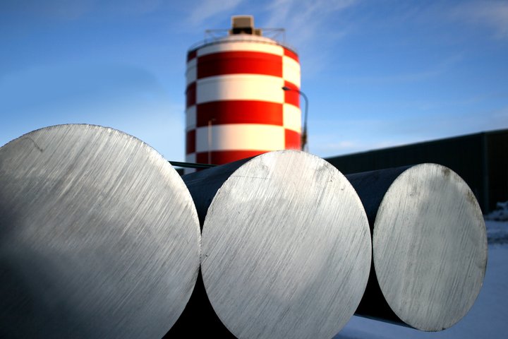 Rio Tinto rekur álverið í Straumsvík.