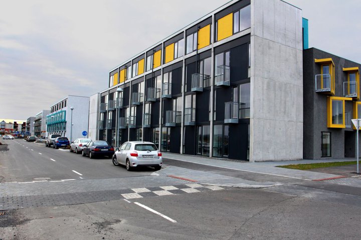 Oddagarðar við Sæmundargötu eru á meðal þeirra stúdentagarða sem eru í eigu Félagsstofnunar stúdenta.